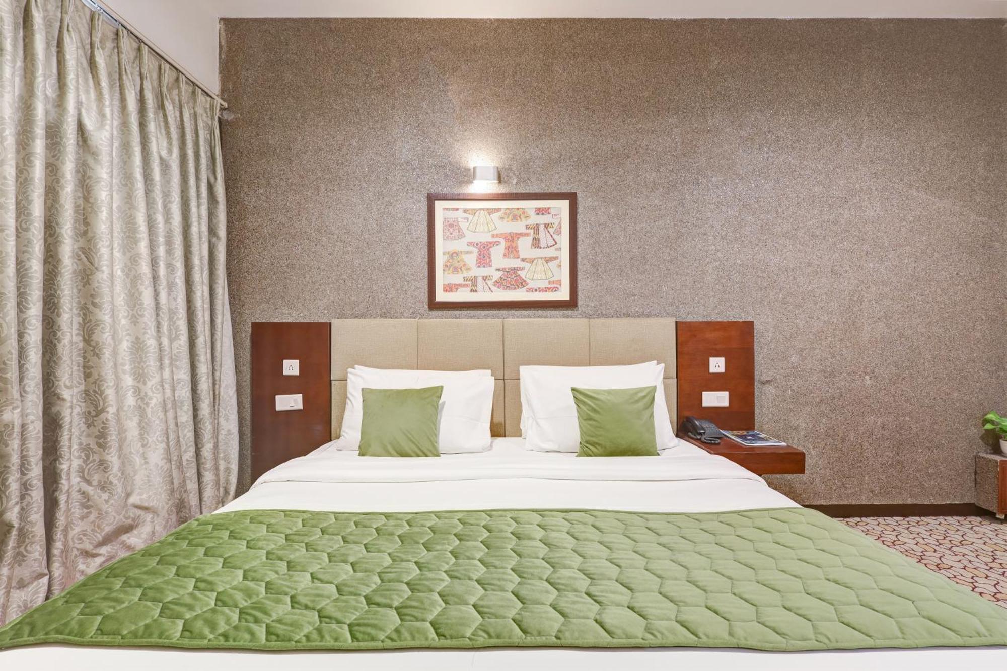Hotel 91 Golf Course Road Gurgaon Ngoại thất bức ảnh