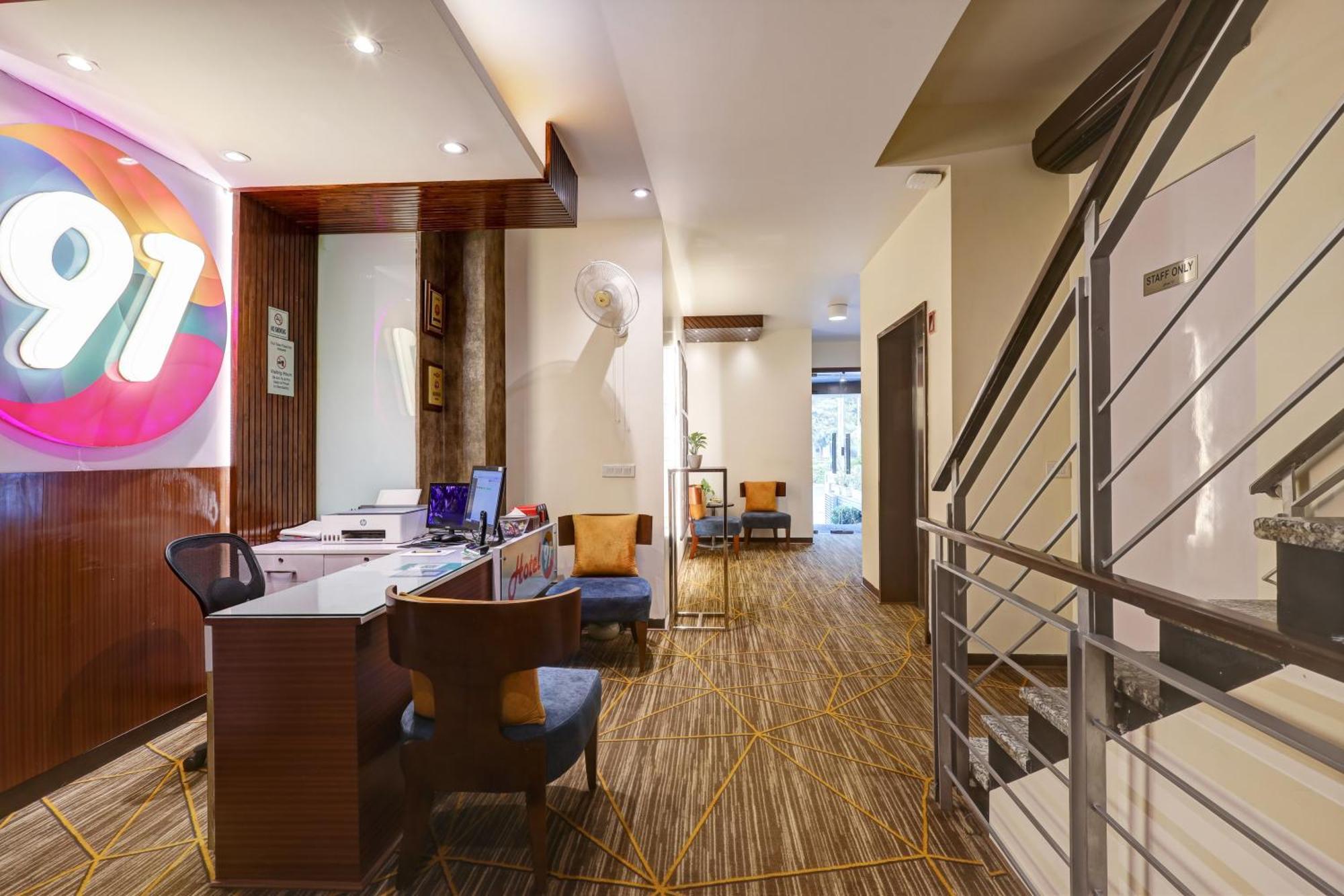 Hotel 91 Golf Course Road Gurgaon Ngoại thất bức ảnh