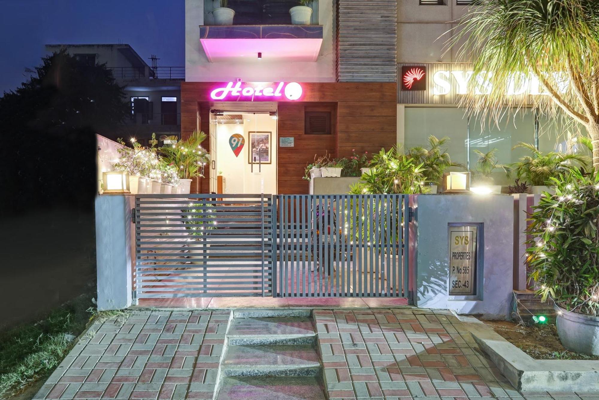 Hotel 91 Golf Course Road Gurgaon Ngoại thất bức ảnh